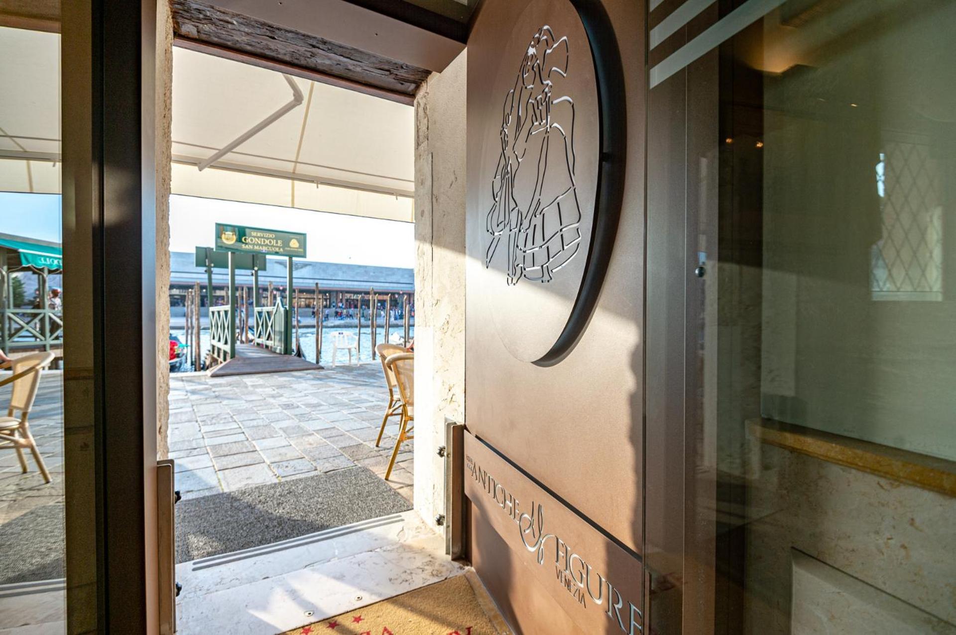 Hotel Antiche Figure Venice Exterior photo