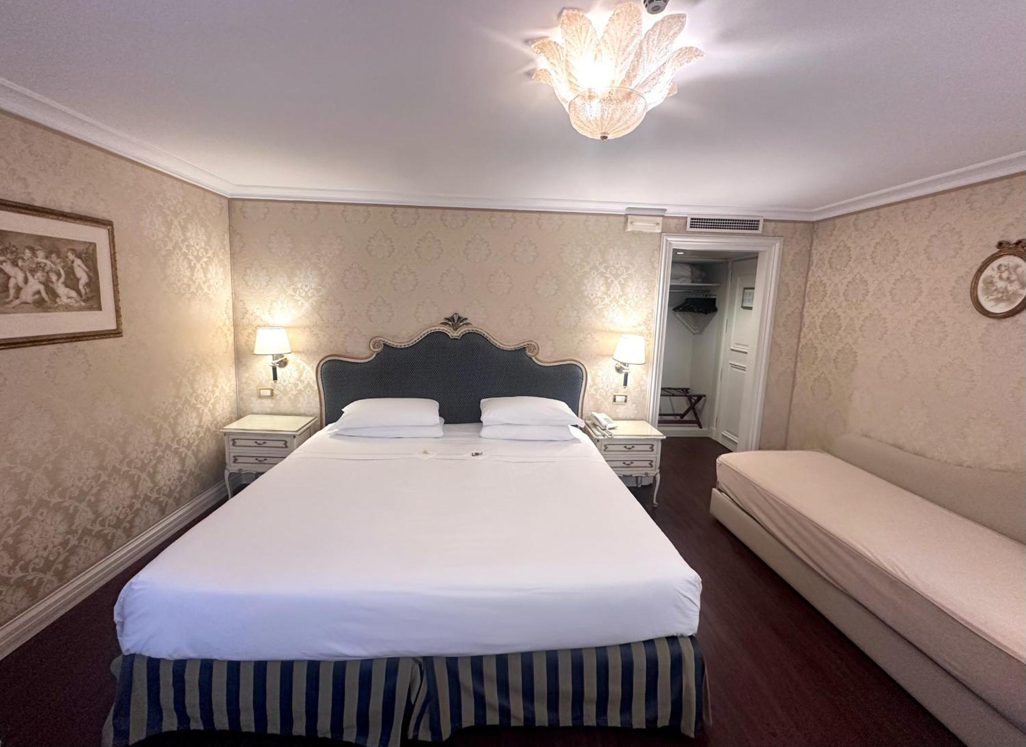Hotel Antiche Figure Venice Exterior photo